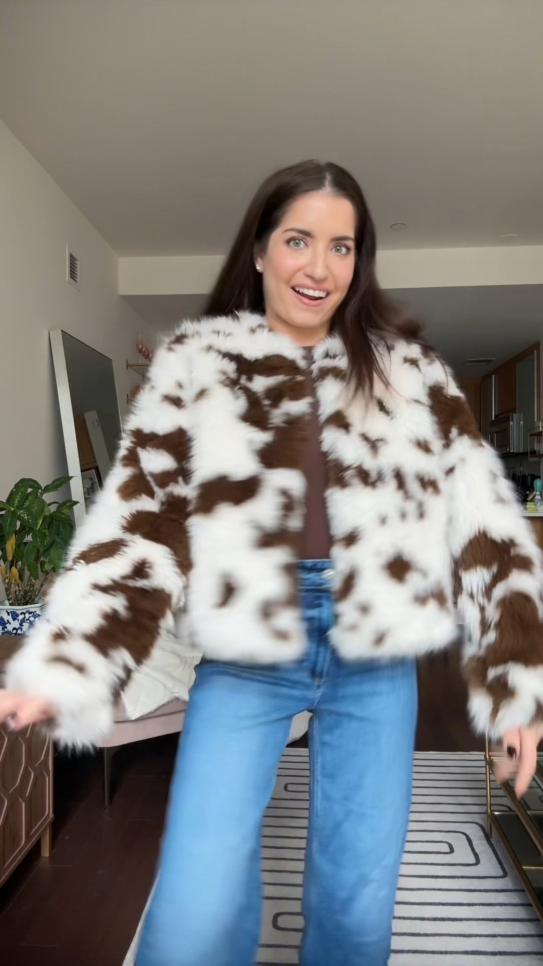 I’m not majorly into fall, but I AM into cashmere and fluffy coats 

#LTKSeasonal #LTKSaleAlert