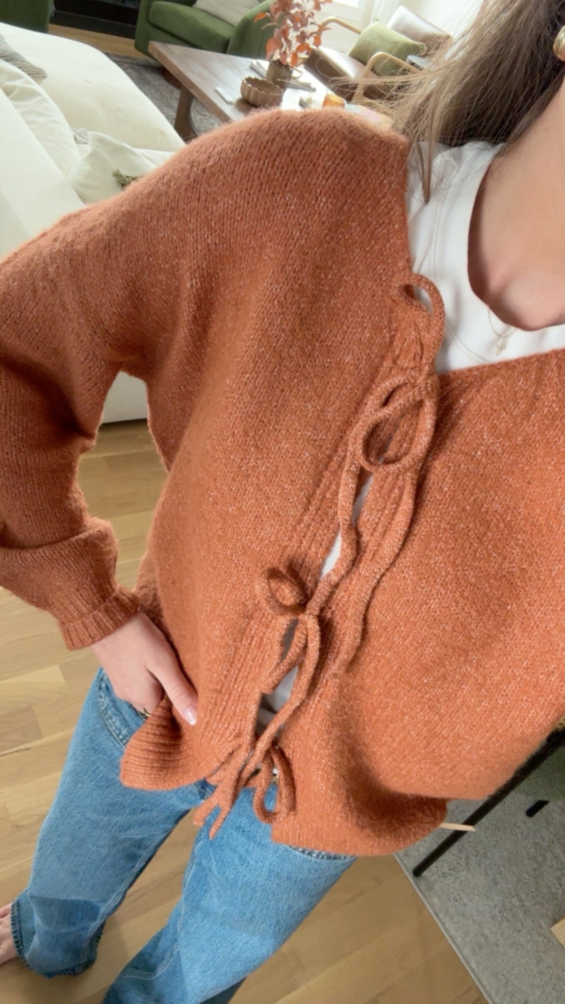 Bow sweater! Comes in multiple sweaters. Wearing  a small! 


Amazon, Amazon sweater 