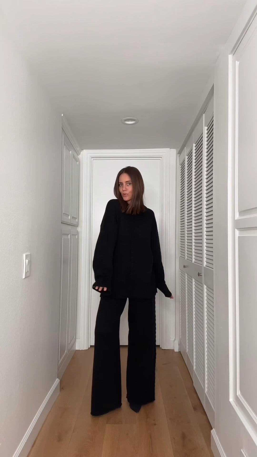 Chic comfy holiday outfit ✨

#LTKHoliday #LTKSeasonal #LTKgrwm