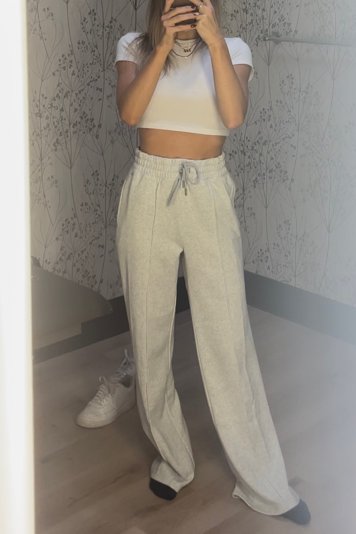 usually a size 0 (XS) || sized down to xxs in these! 