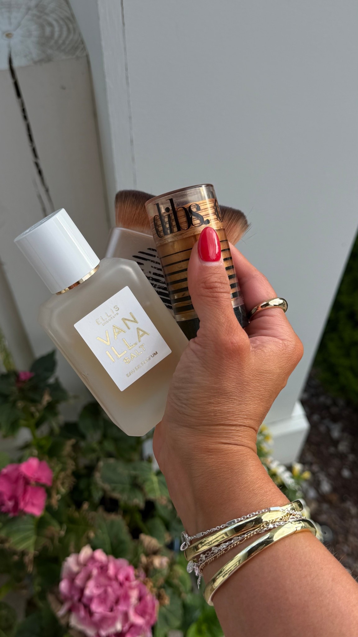 Night out lineup 🍸 @DIBS Beauty gives you the BEST body glow!! Serisouly my holy grail for shoulders, chest and legs!! Lasts forever too!!! @ulta 

Vacation beach girls might date night summer concert get ready with me beauty favs secrets shimmer glow body care great Mother’s Day gift ulta dibs makeup 

#LTKBeauty #LTKgrwm #LTKselfcare