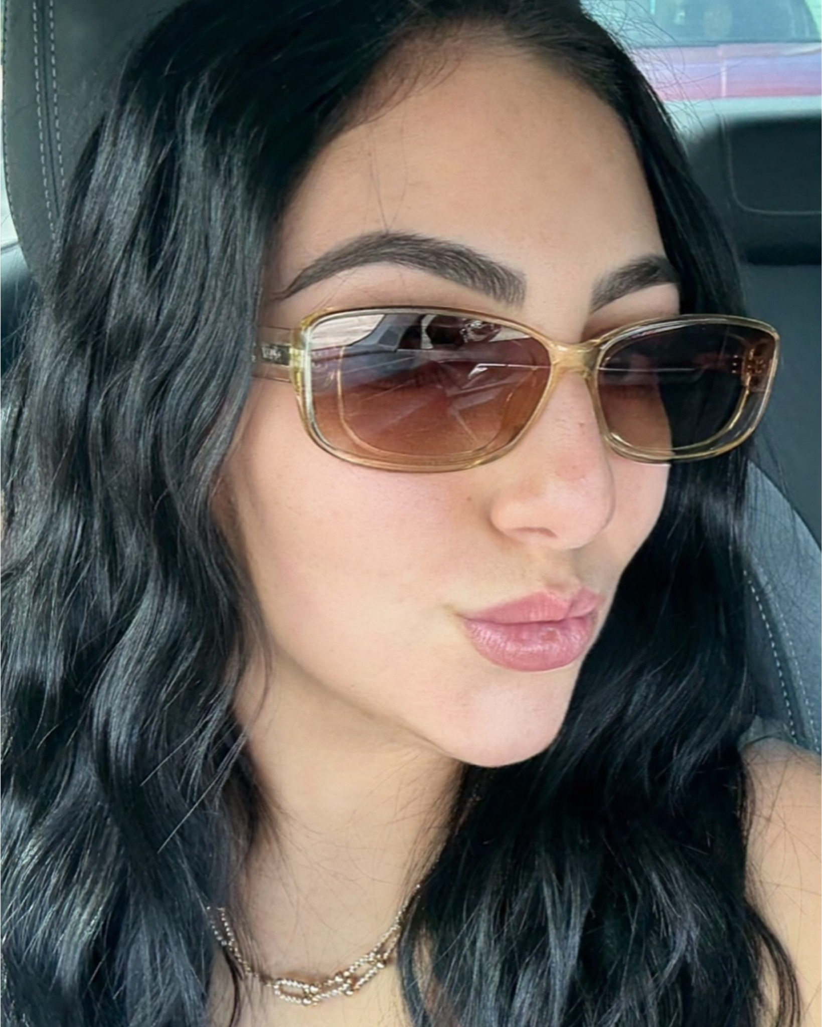 These new Quay glasses are PERFECT for the summer oh my 🥹🥹🩷

#LTKStyleTip #LTKOver40 #LTKBeauty