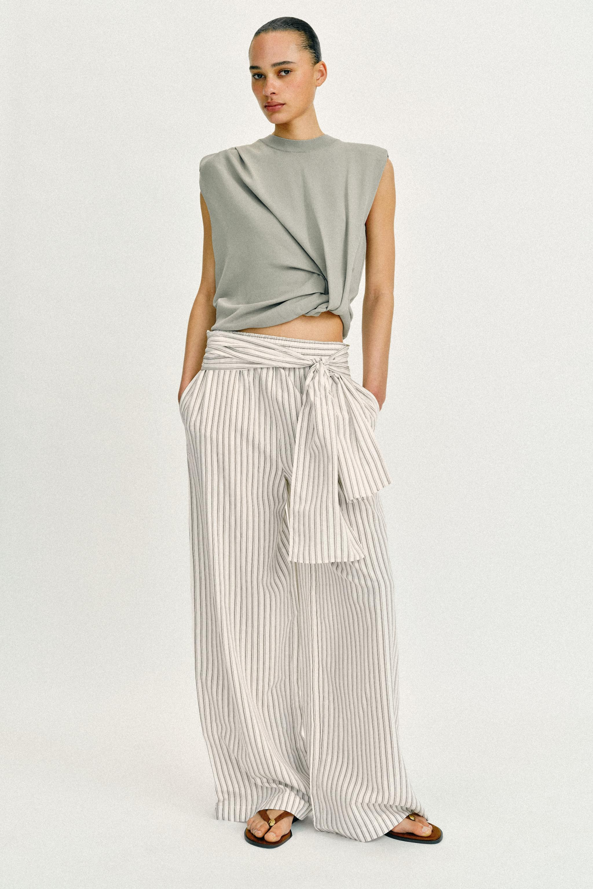 WIDE LEG SCARF PRINT PANTS | Zara US