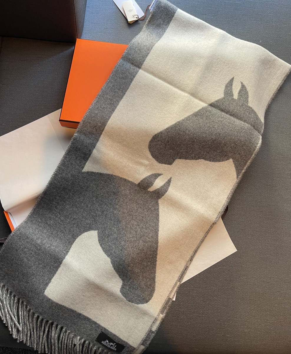 NEW HERMES Casaque Muffler Scarf 100% Cashmere Love Story Gris Clair Ivory Horse  | eBay | eBay UK