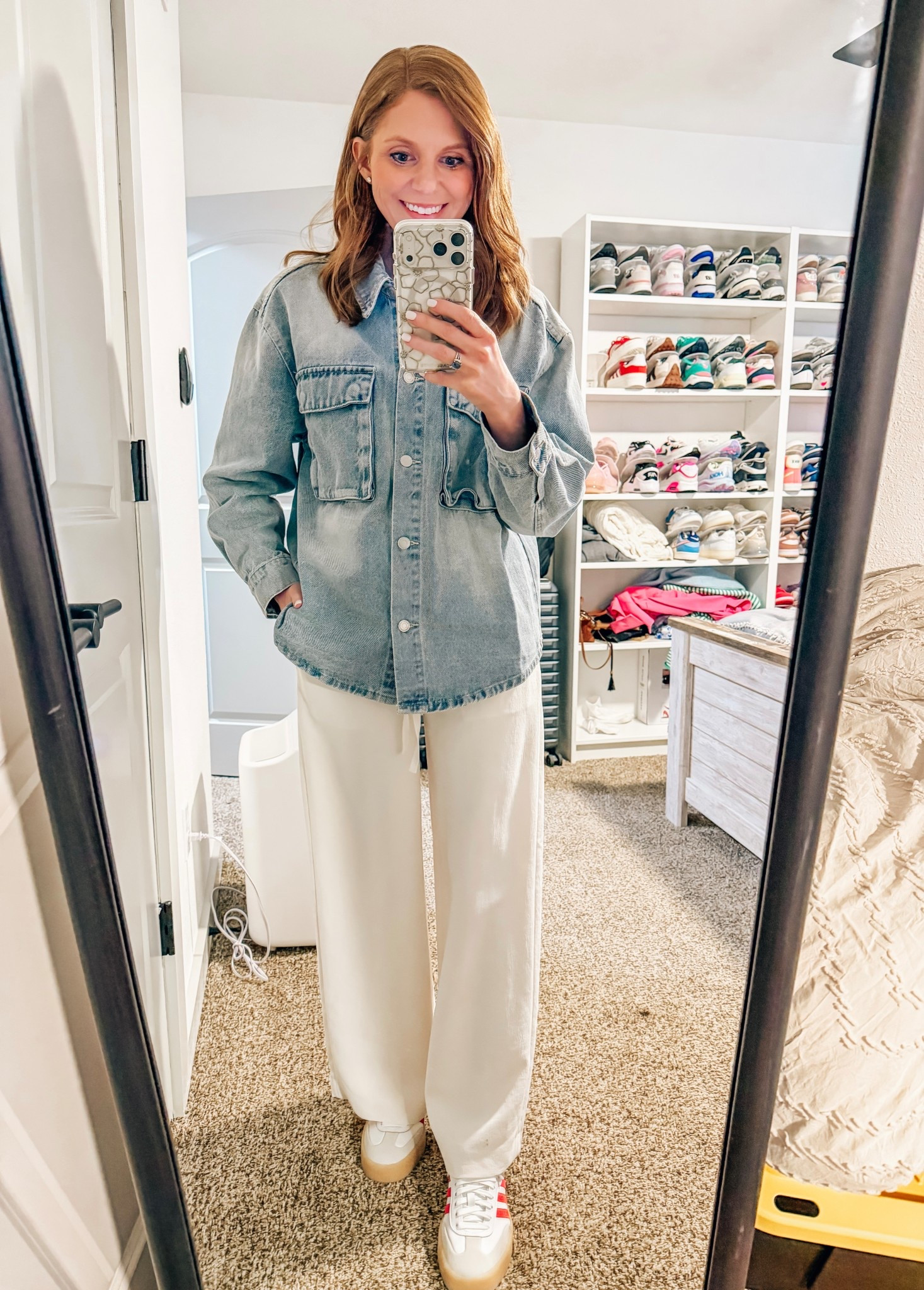 Aritzia crepe pants size XS and size small in denim top 

#LTKSeasonal #LTKootd #LTKWorkwear