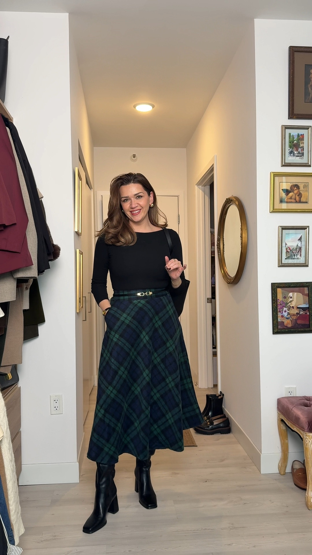 Whole outfit under $250 Series | Look 4

Total: $225.88 (at time of posting) 

You already know how much I ADORE this skirt!!! It’s super versatile so you can definitely wear it in and out of the office 😉🤏🏻

Sizing | I’m 5’7 usually a 6/8 ♥️
Skirt: Medium 
Top: Medium
Boots: 8.5 

The tote is SO spacious and fits my 16” laptop easily - great work bag option for under $100 and looks so similar to the KAAI $800 one! 👀


#LTKgrwm #LTKSeasonal #LTKWorkwear