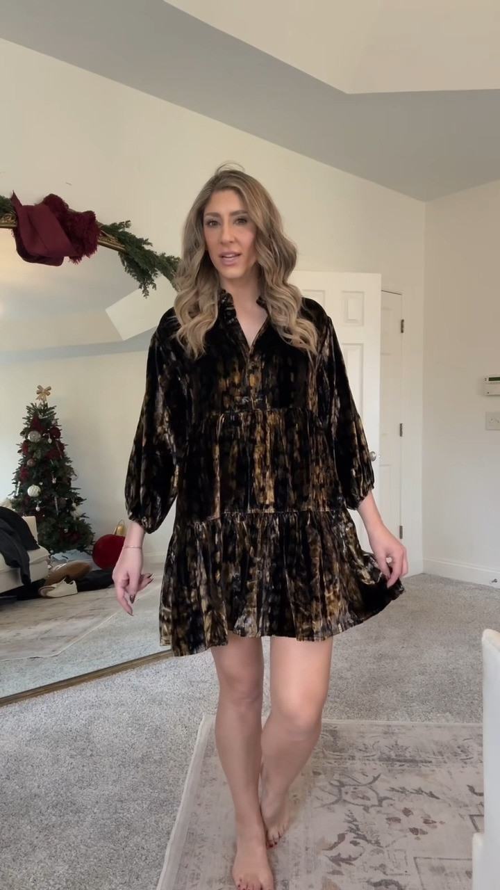 
the CUTEST casual holiday outfit idea from anthro🎄✨🎅🏼 use code: SAMANTHA30 to save 30% off sitewide. Some exclusions apply! TTS M. anthro, anthro sale, sale alert, sale finds, holiday outfit idea, bow sweater, coquette, outfit ideas, anthropologie, straight leg jeans, sweater, Samantha Bauchmann 

 #LTKHoliday #LTKSeasonal #LTKSaleAlert