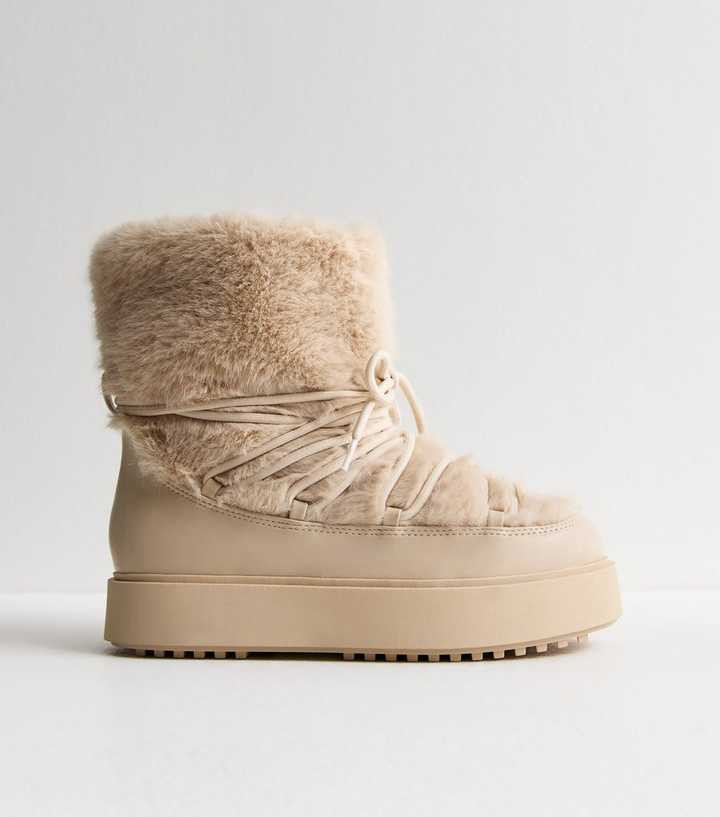 Off White Faux Fur Snow Boots
						
						Add to Saved Items
						Remove from Saved Items | New Look (UK)
