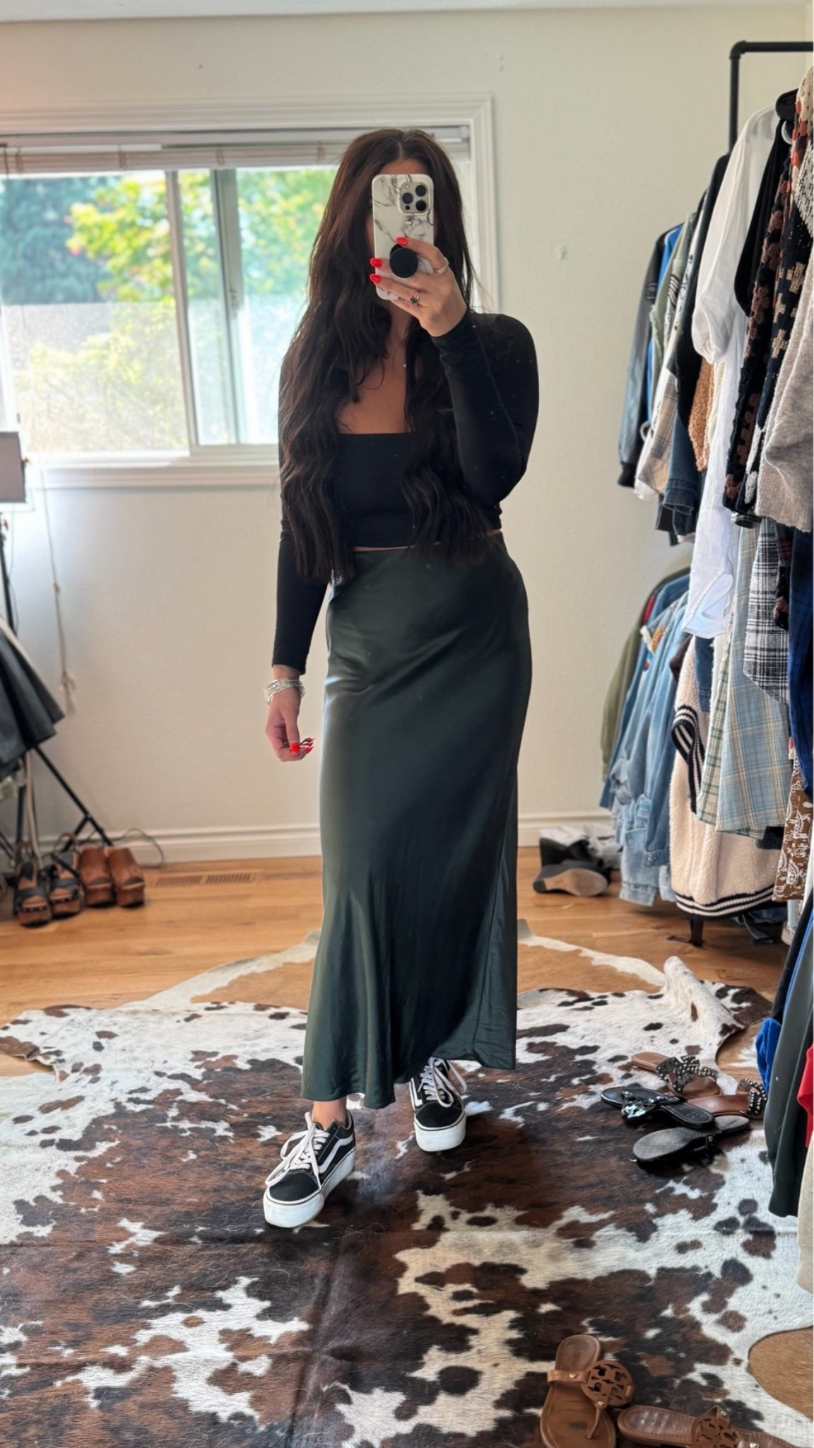 Millennial Mom Look 🖤