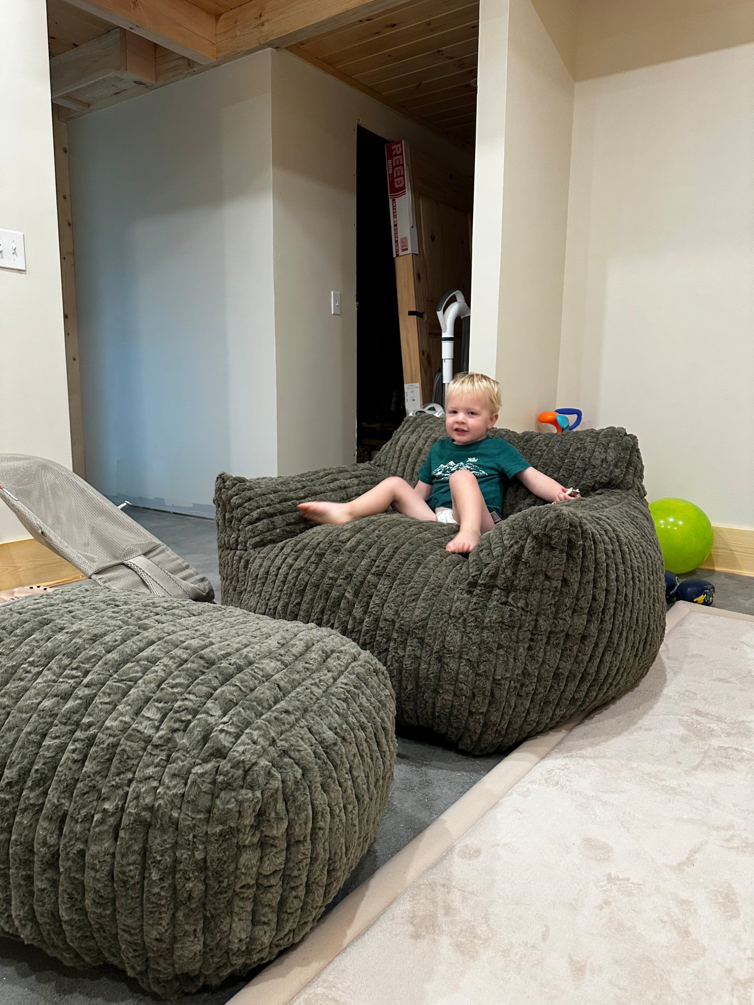 Comfy bean bag chair

#LTKHome