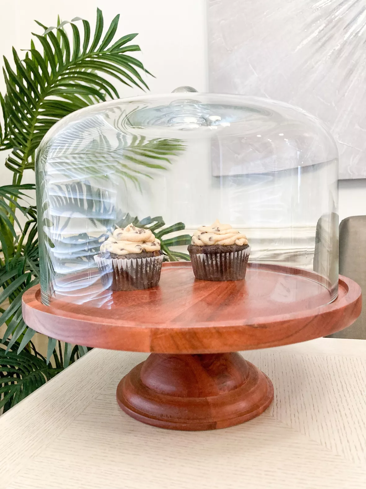 Libbey Acaciawood Footed Round Wood Server Cake Stand with Glass Dome