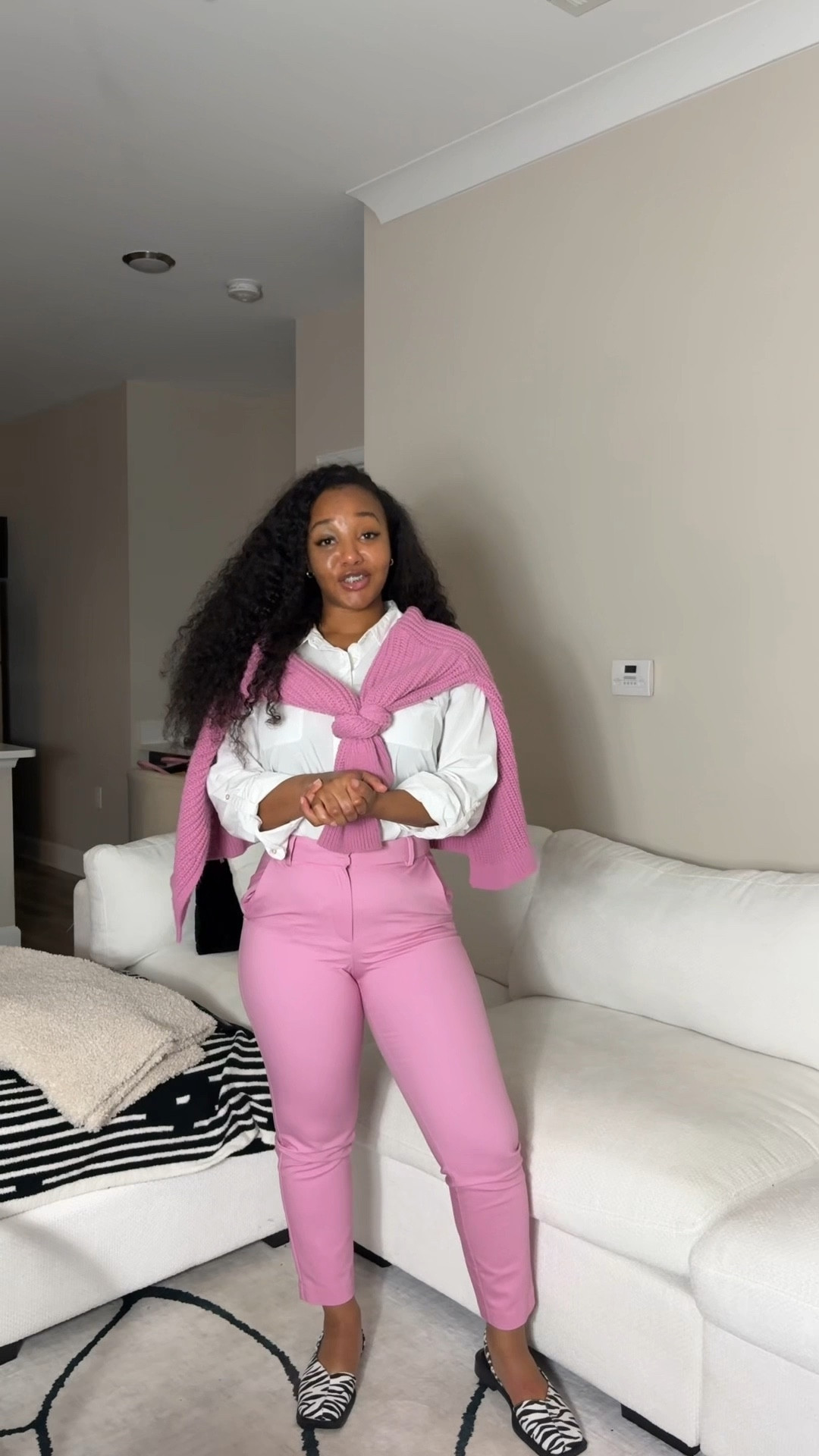Day 5/10 Work Outfits.

I ended up going with the zebra print shoes. 

Pants: H&M
Cardigan: PrettyLittleThing
Shoes: SHEIN

Similar pieces linked


#LTKootd #LTKWorkwear #LTKgrwm
