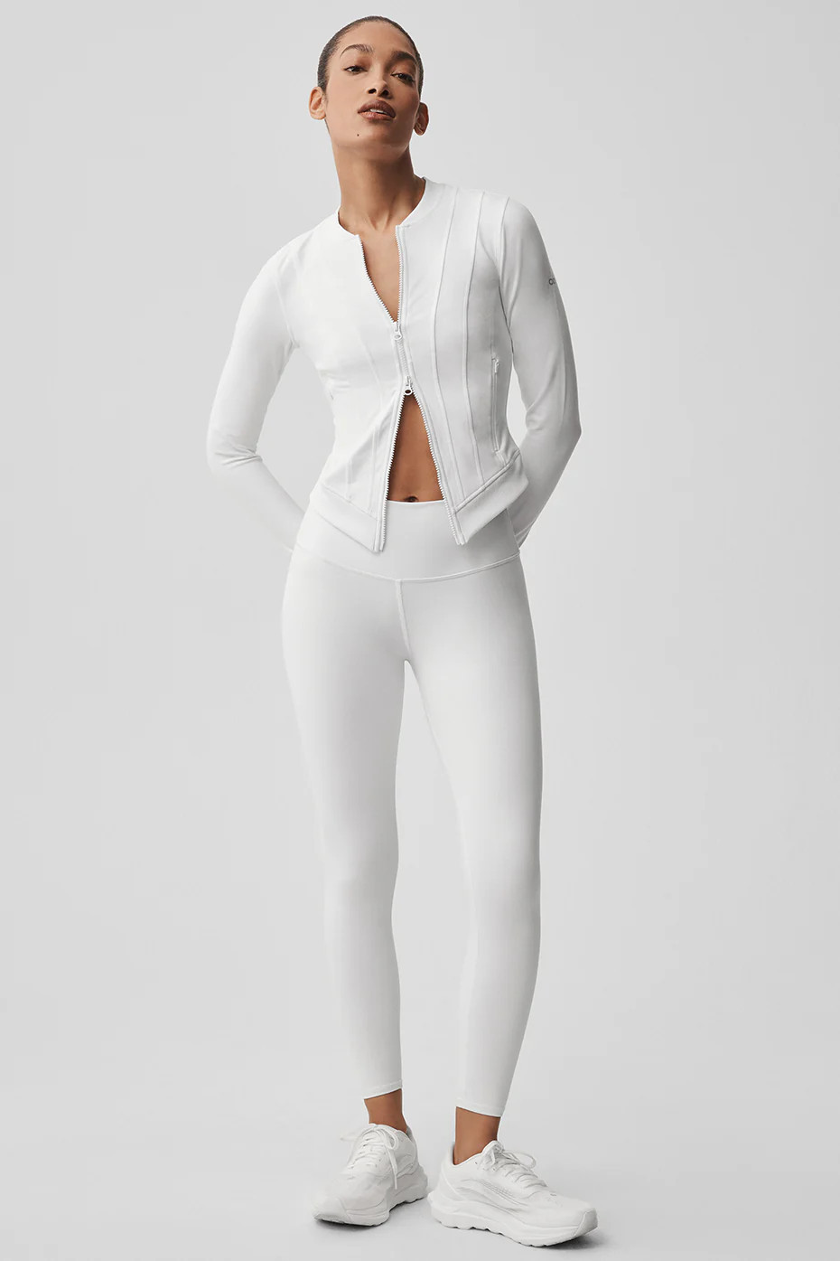Alosoft Recharge Jacket in White, Size: Medium | Alo Yoga (US)