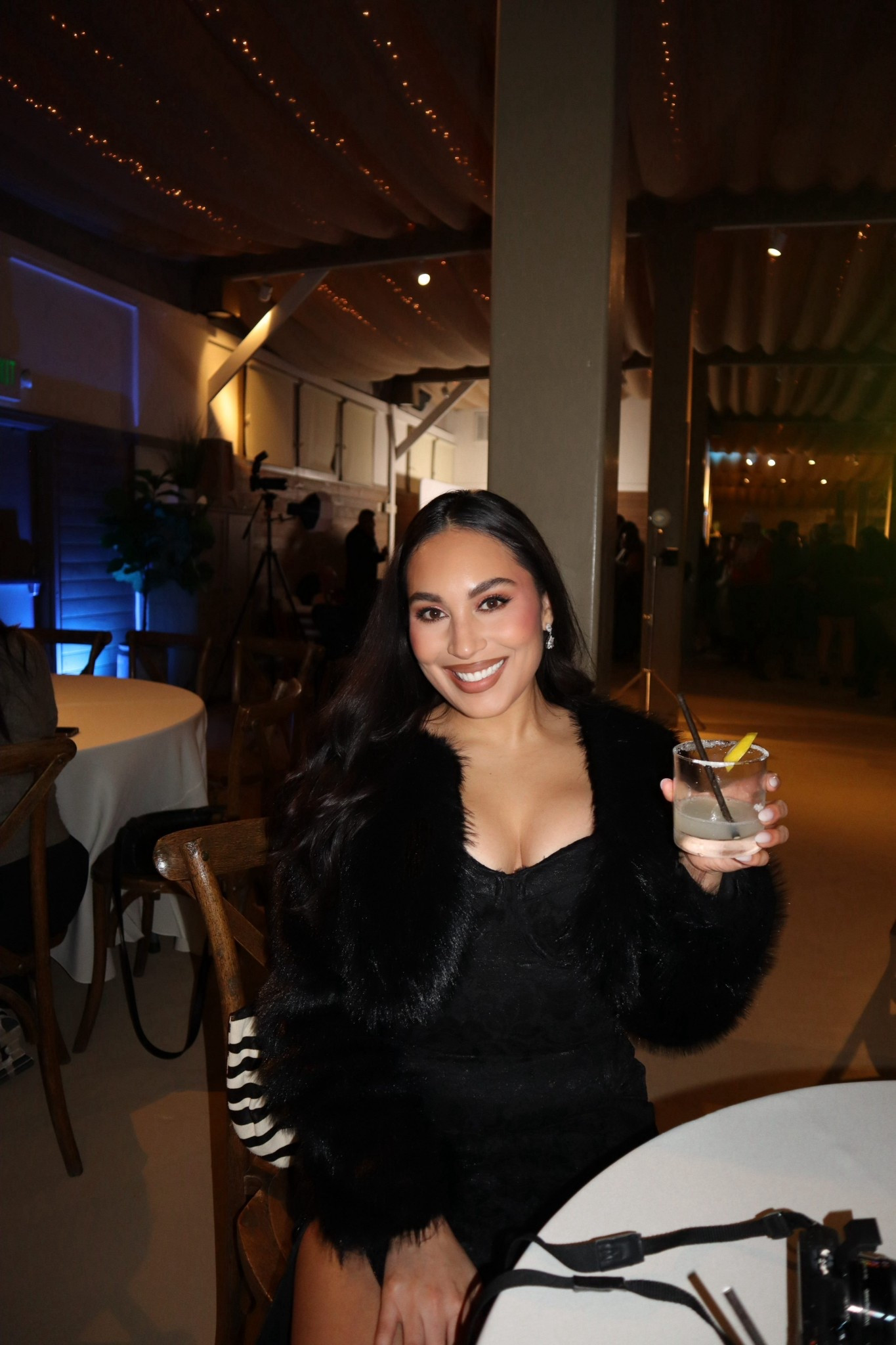 This Amazon faux fur cropped coat was the perfect complement to my black TA3 corset dress. It was such a good cocktail outfit - I got soo many compliments! 👌🏽🥰🍸


date night. cocktail outfit. cocktail party. 

#LTKootd