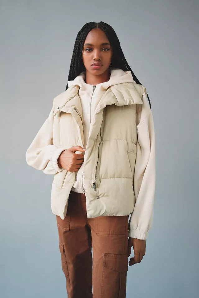 UO Corrine Puffer Vest | Urban Outfitters (US and RoW)