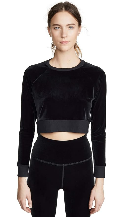 Beyond Yoga Women's Velvet Cropped Pullover | Amazon (US)