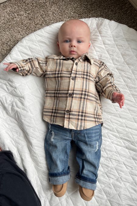 Are you kidding me?? Old Navy is the best for baby boy Fall outfits. Give me allllll the flannels for this boy! 😭🤍

#LTKbaby #LTKSeasonal #LTKkids