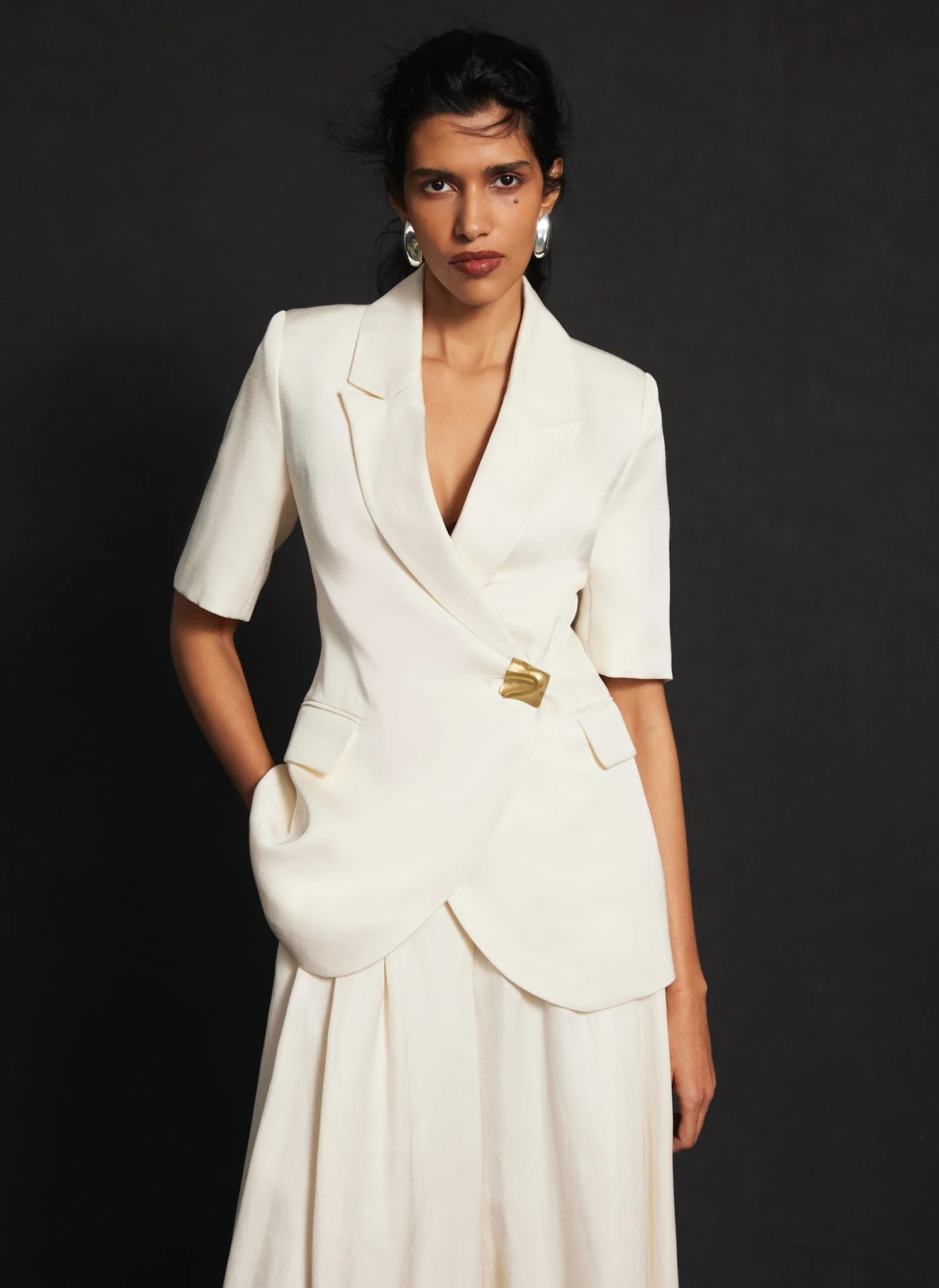 Cream Short Sleeve Longline Blazer | Mint Velvet