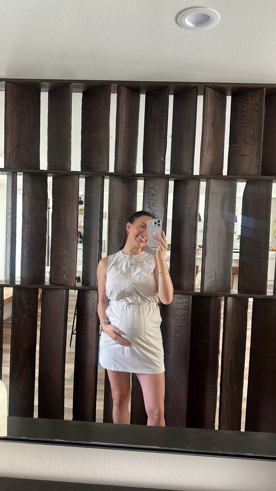 Wearing a size M 



#LTKBaby #LTKStyleTip #LTKBump