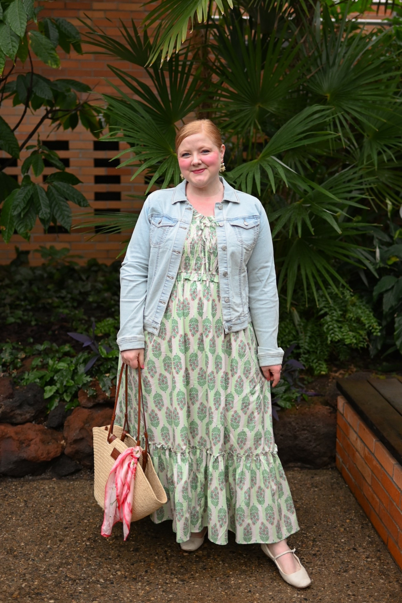 Spring Outfit Idea 🩵🍀

Easter dress, Easter outfit, Maurices denim jacket, size 1x, Sezane Justine basket bag, dolce vita Mary Janes

#LTKPlusSize #LTKootd #LTKMidsize