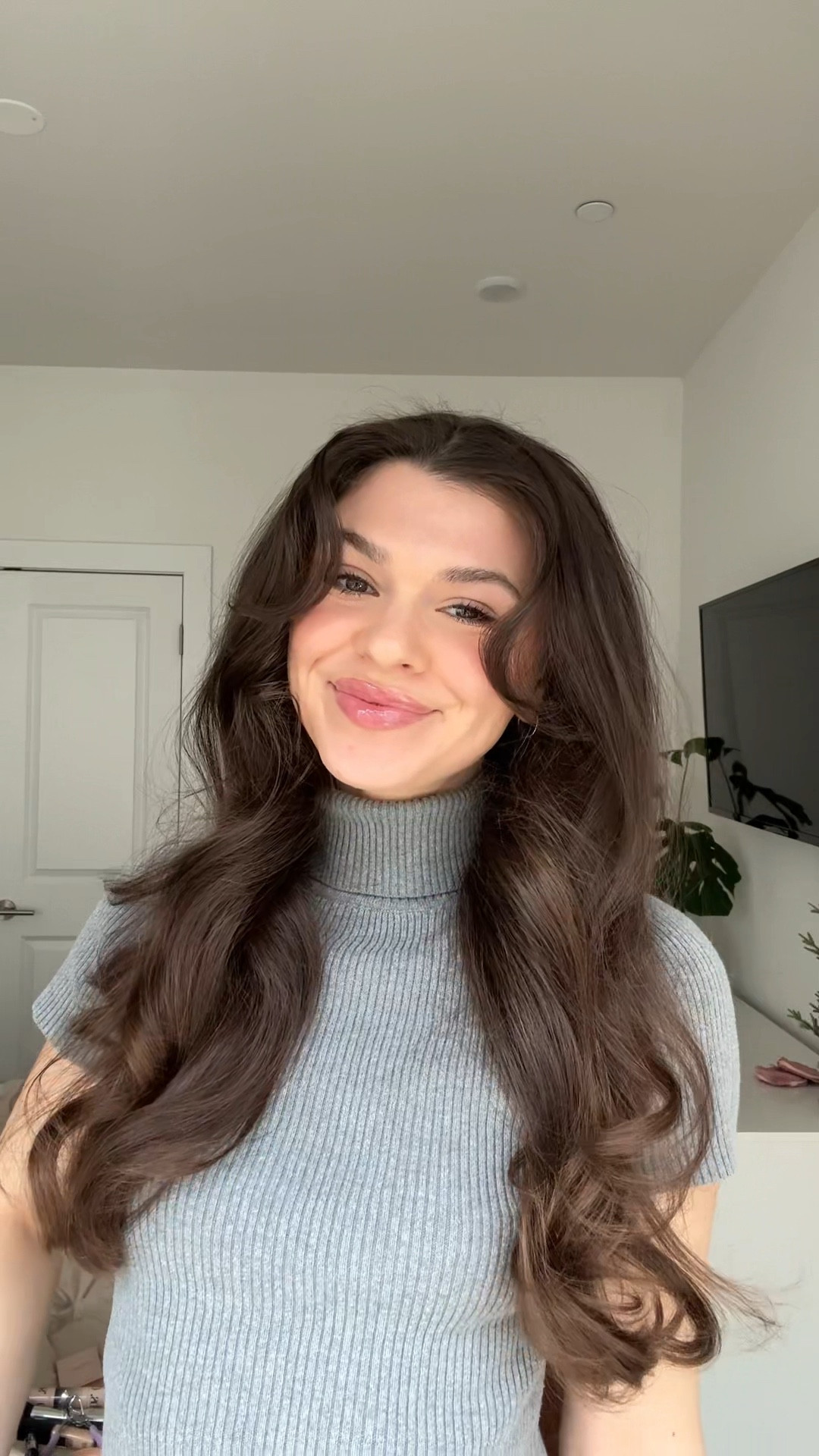 My part really did not want to budge today 😂 
•
Grwm, makeup routine, winter makeup, no makeup makeup, vintage hair, big hair, roller hair 

#LTKBeauty