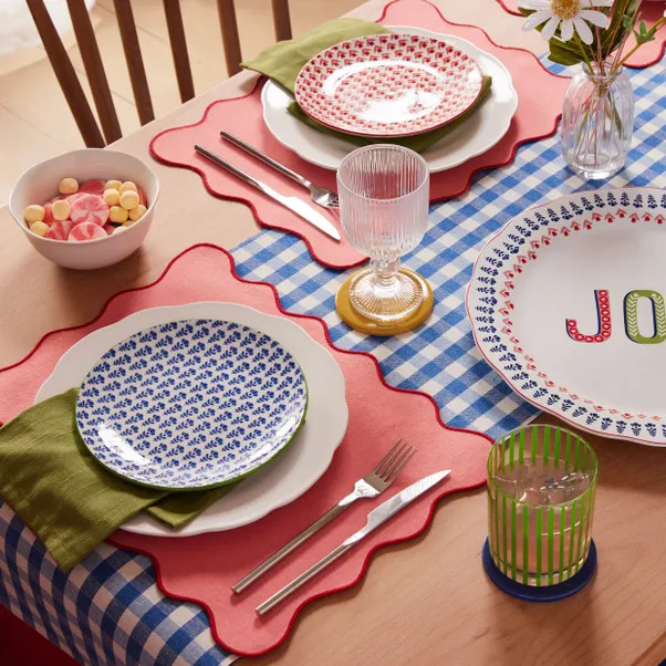 Set of 2 Scalloped Placemats | Dunelm (migrated)