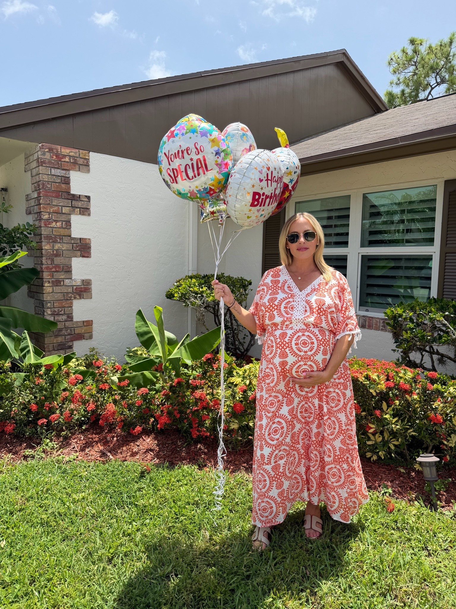 Maxi dress. Wearing xl at 31 weeks pregnant

#LTKootd #LTKBump #LTKSeasonal