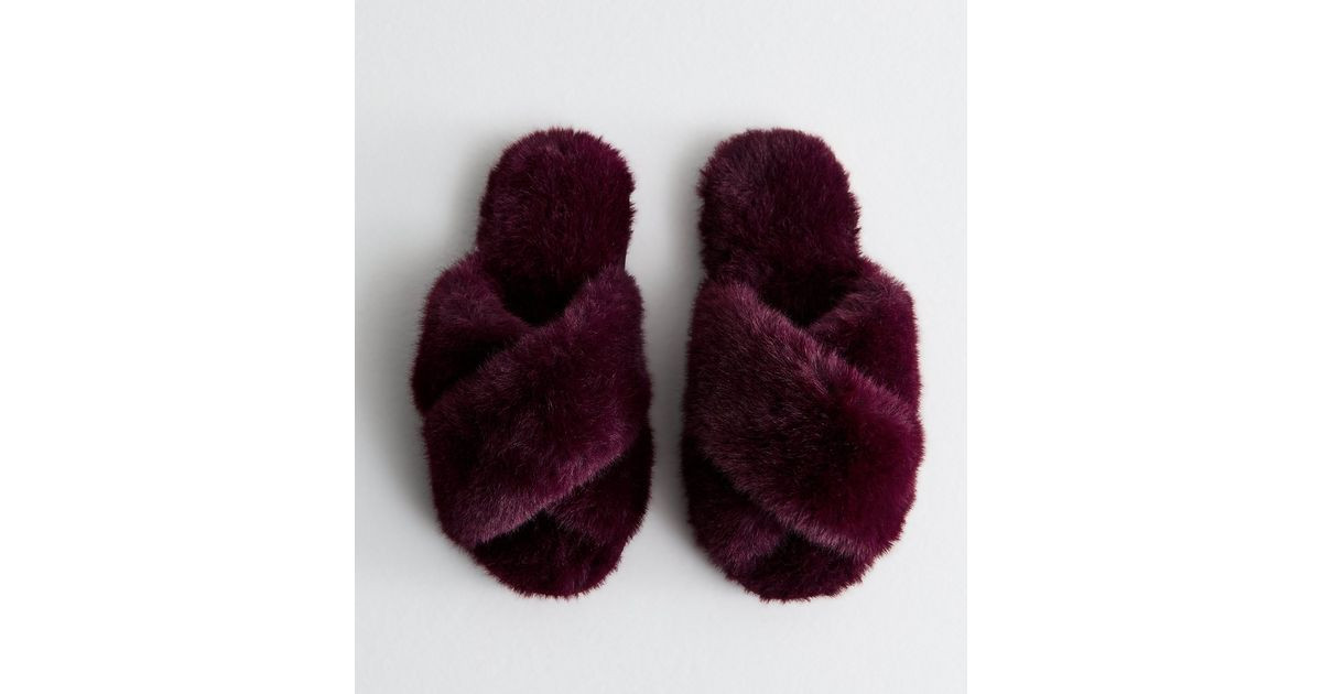 Burgundy  Faux Fur Cross Slippers | New Look | New Look (UK)