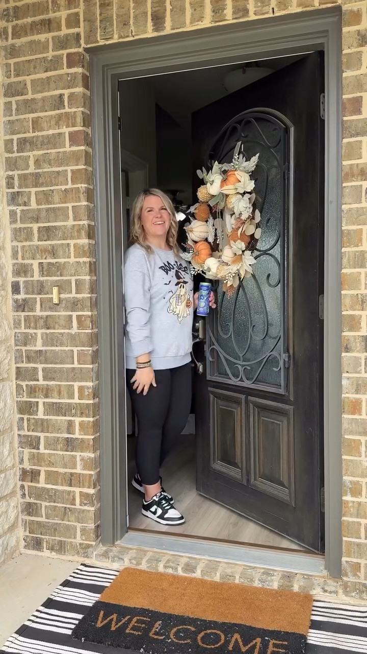 Happy September. 🍂🍁. It is acceptable to put fall up now 🤣  Wreath? Up. Hoodie? On. Summer? Don’t know her. Let the fall decorating spiral begin. 🎃🧡

#September #FallVibes #AutumnMode #CozyEnergy #PumpkinEverything #WreathSeason #fallingleaves #pumpkinspiceeverything #cozyaesthetic #autumnaesthetic #fallcolor #gilmoregirls #bermonths #fall #falldecor #halloween #porchdecor #fallporch

#LTKFallSale #LTKHome #LTKSeasonal