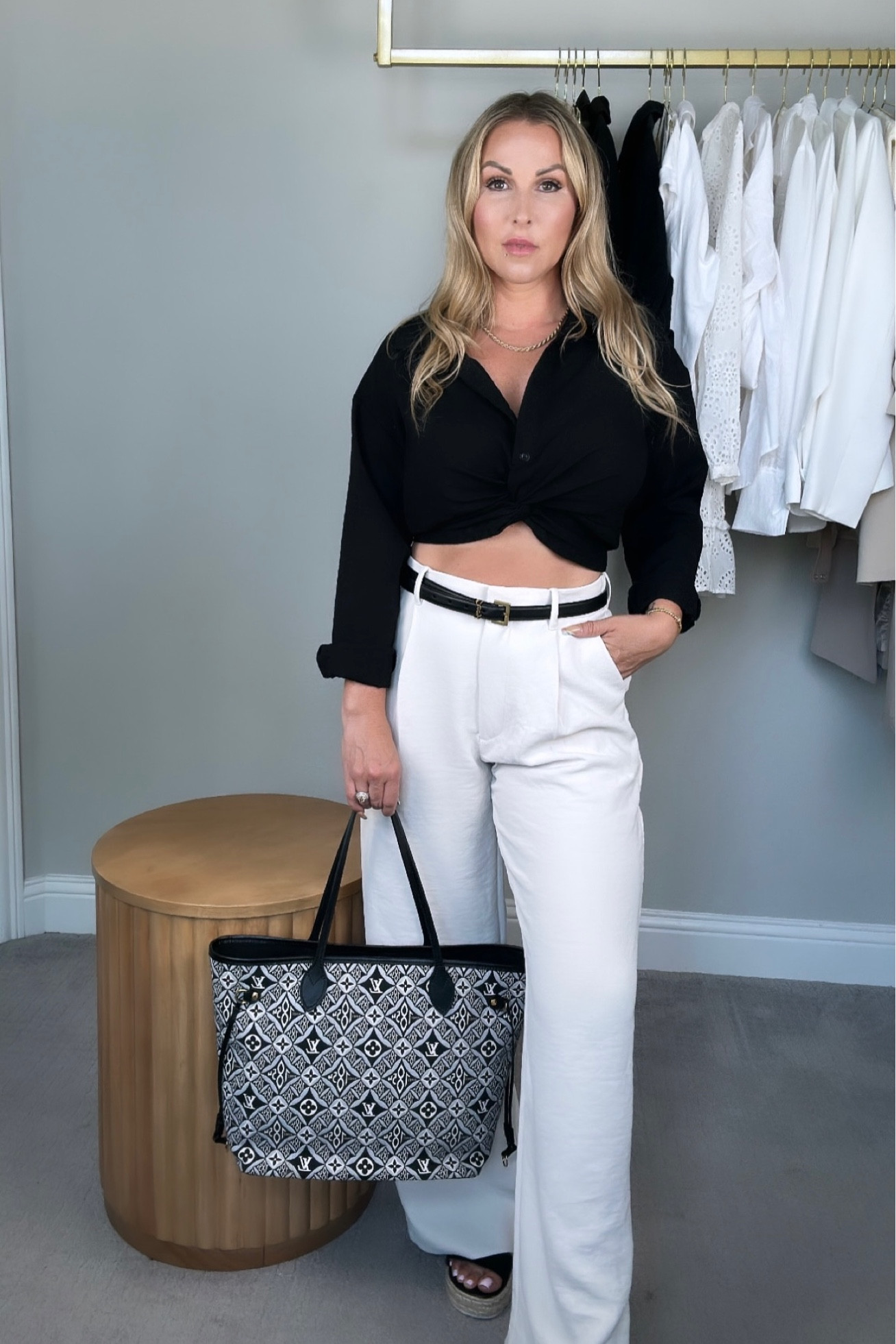 Another black and white outfit—my favorite! 

#LTKFind #LTKunder100 #LTKstyletip