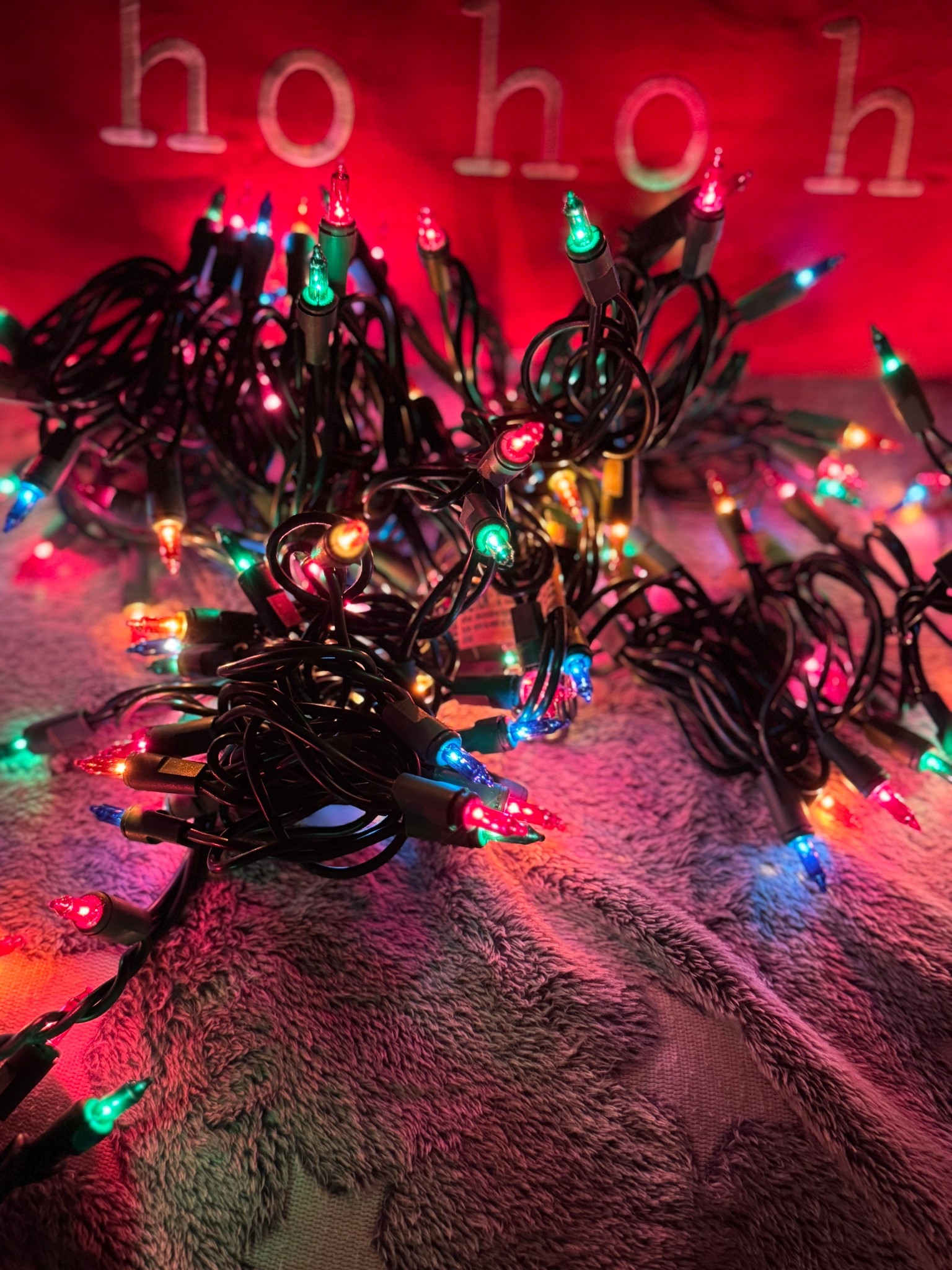 Nostalgic Christmas lights 


#LTKHome #LTKHoliday #LTKSeasonal