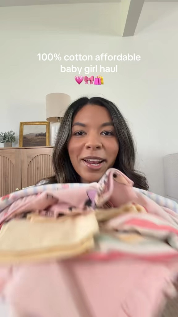 100% cotton baby girl haul!  H&M old navy finds. Affordable baby finds

#LTKBaby #LTKMidsize #LTKSaleAlert