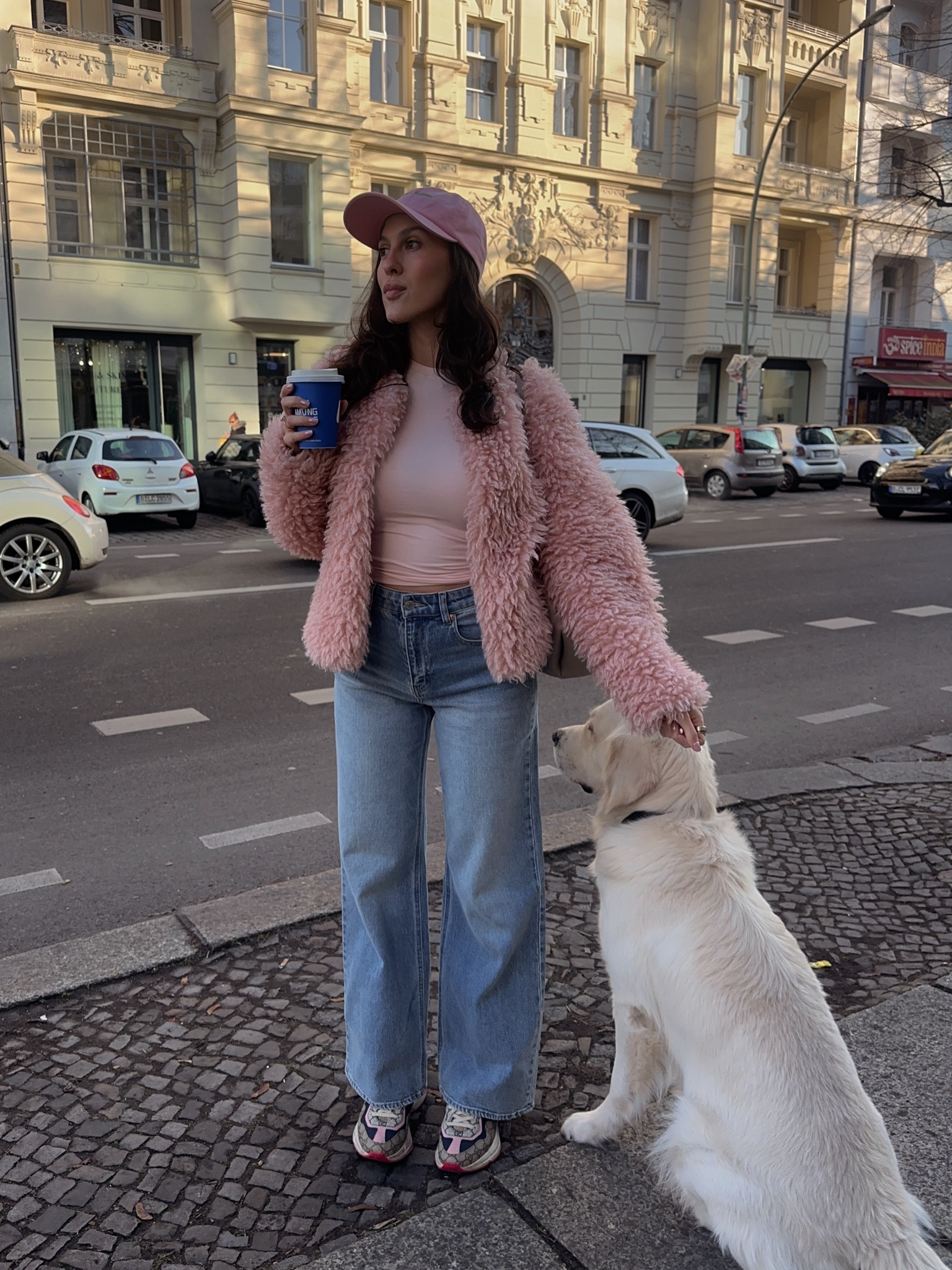 Pink fluffy coat basic winter outfit

#LTKwinter #LTKeurope #LTKdeutschland