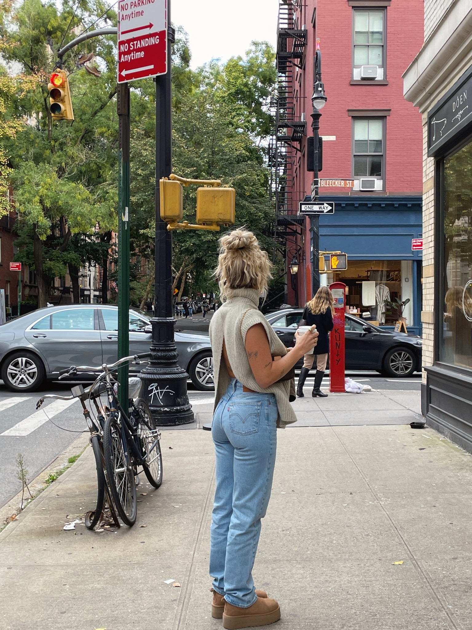 Size 25 in the jeans - my reg size! They run a bit snug at first but stretch out! Sweater is from Zara in store 

#LTKstyletip #LTKfindsunder100