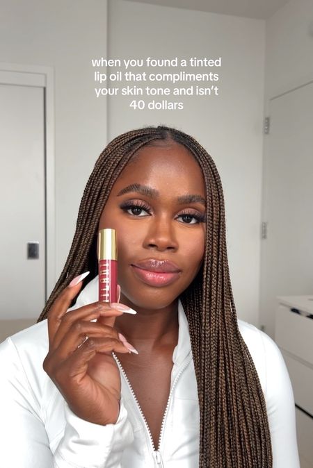 and that would be the @milanicosmetics fruit fetish lip oil in “lychee nectar” Thank me later #TargetPartner #Target #GRWMilani #milanicosmetics #lipoils @target #ad 