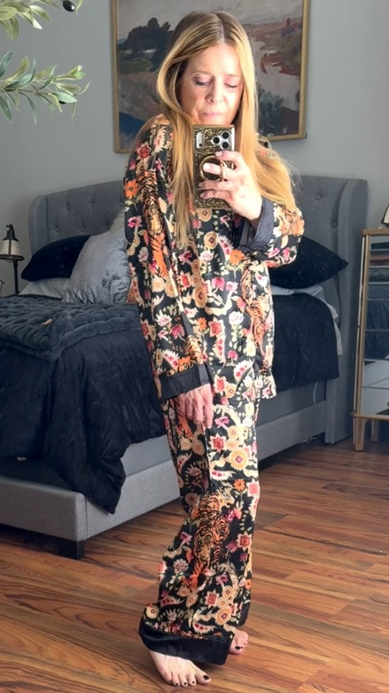 Love a matching set ! Especially a silky dupe !! These are cozy and actually great yearround ! I’m 5ft wearing a size S .

#LTKBeauty #LTKOver40 #LTKselfcare