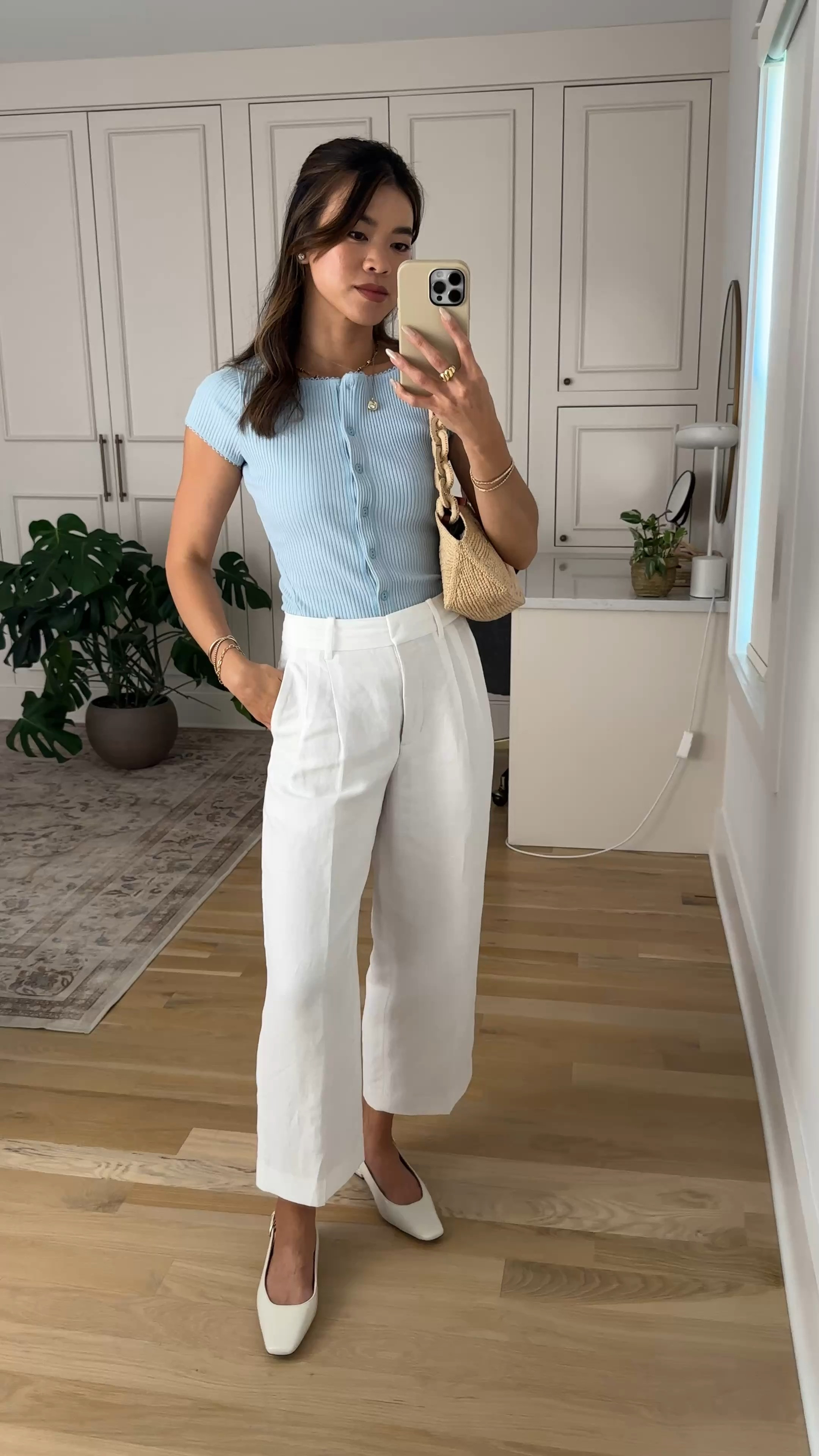 Are you looking for a petite friendly trouser? These @Aritzia cropped pants are perfect on me (I’m 5’2)!

Sizing info:
Free People Most Wanted Cardigan (Size XS in Blue) 
Aritzia The Effortless Pant in Cruiselinen (Size 0 in White)

Petite style, petite fashion, mom outfit, mom style, petite pants, petite outfit ideas, petite outfits, best pants for petite, petite denim, spring style, spring outfits, beach outfits, vacation outfits, summer outfits, Summer style, summer trends, shopbop, shopbop order, petite summer clothes, petite friendly outfits, white trousers, summer trousers

#LTKootd #LTKSeasonal #LTKPetite