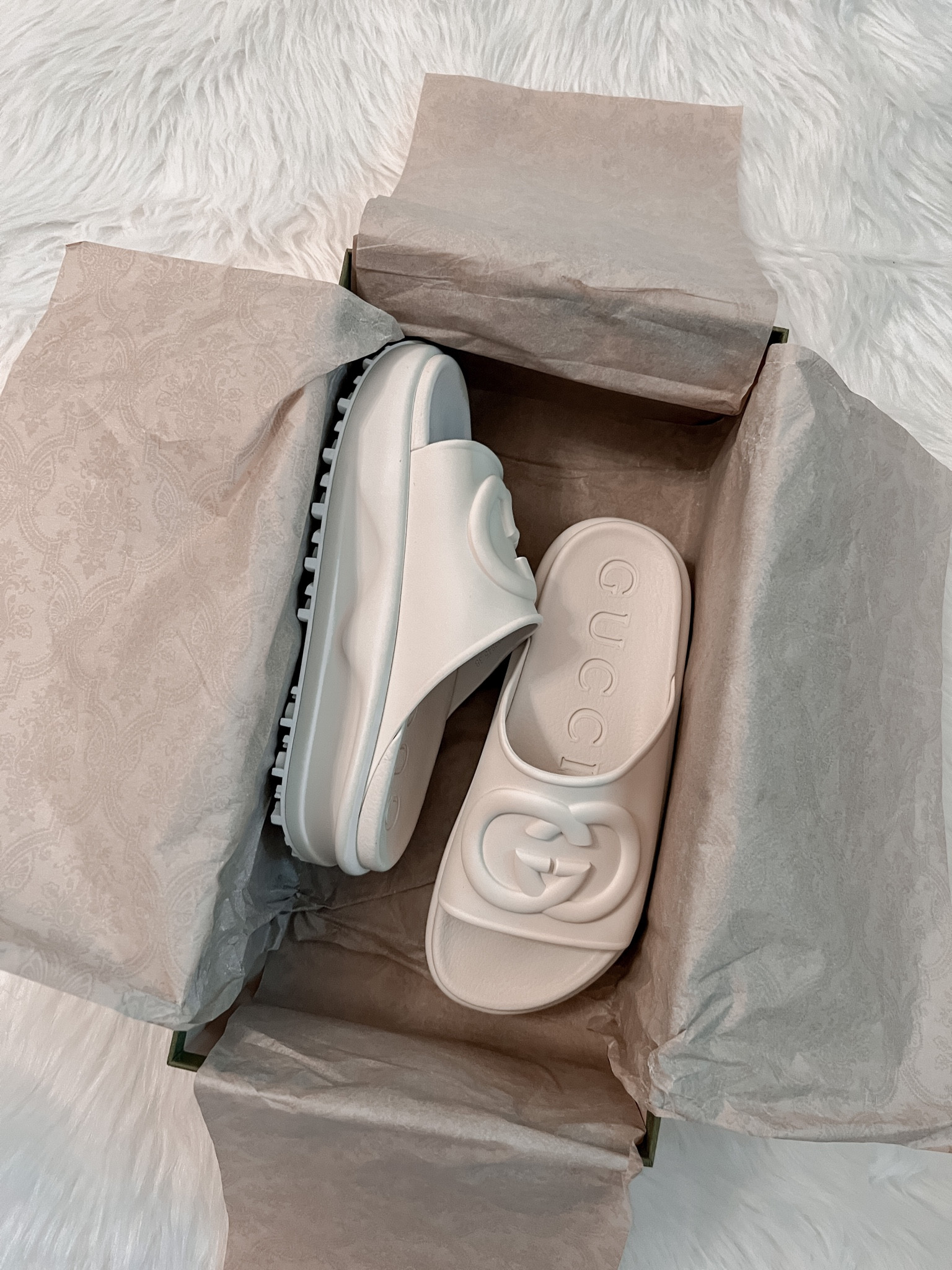 new platform gucci slides ✨


#LTKshoecrush #LTKSeasonal