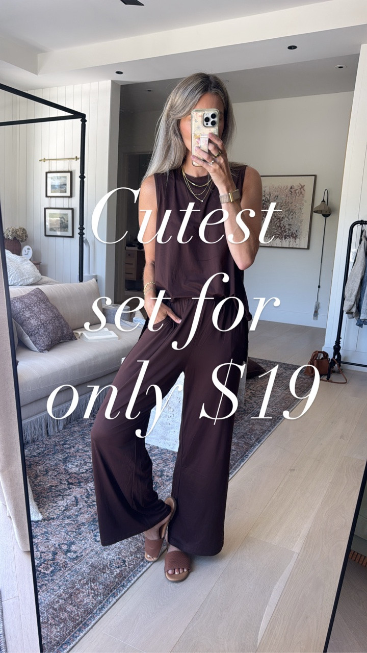 SIZE UP ONE! This is such a cute and comfy set and it’s only $19 at Walmart! 🤎 It’s available in other colors too!

#LTKootd