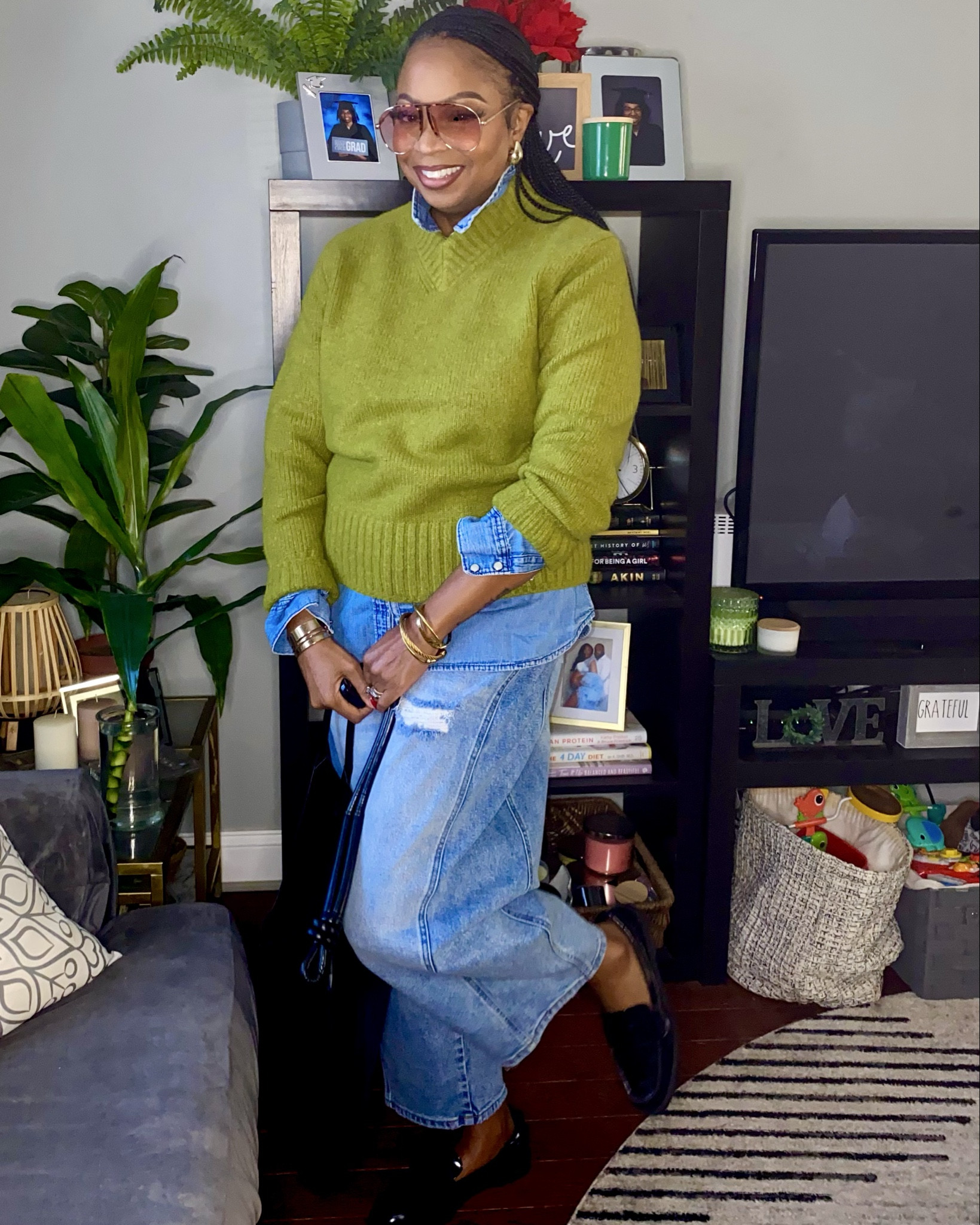 Denim + Denim + Color

#LTKBeauty #LTKStyleTip #LTKFindsUnder50