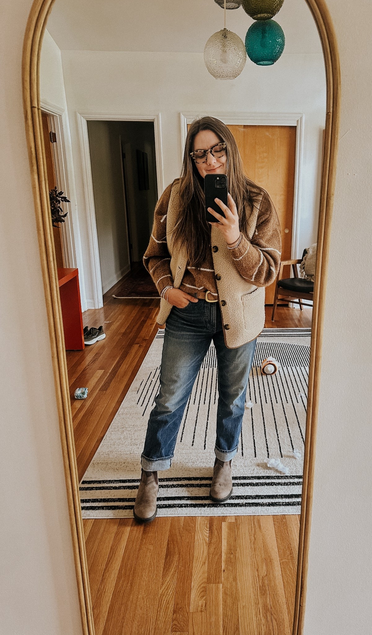 Cozy season is upon us! 

Fall ootd, sweater, sweater weather, Madewell denim, Blundstones


#LTKHalloween #LTKSeasonal #LTKStyleTip
