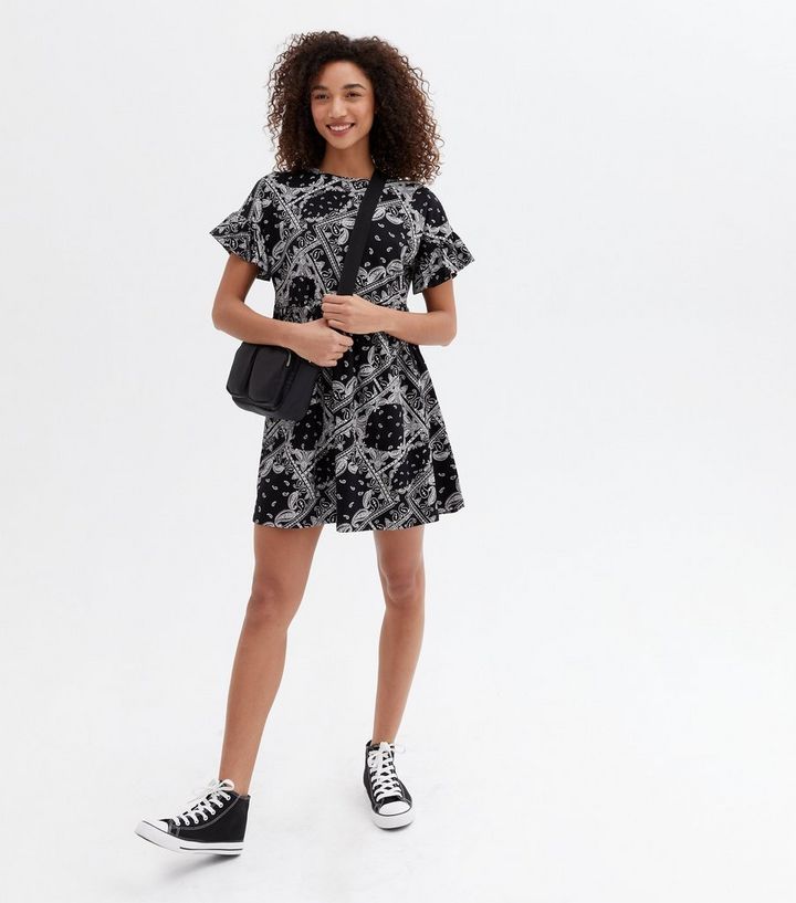 Black Paisley Jersey Frill Mini Smock Dress
						
						Add to Saved Items
						Remove from Sav... | New Look (UK)