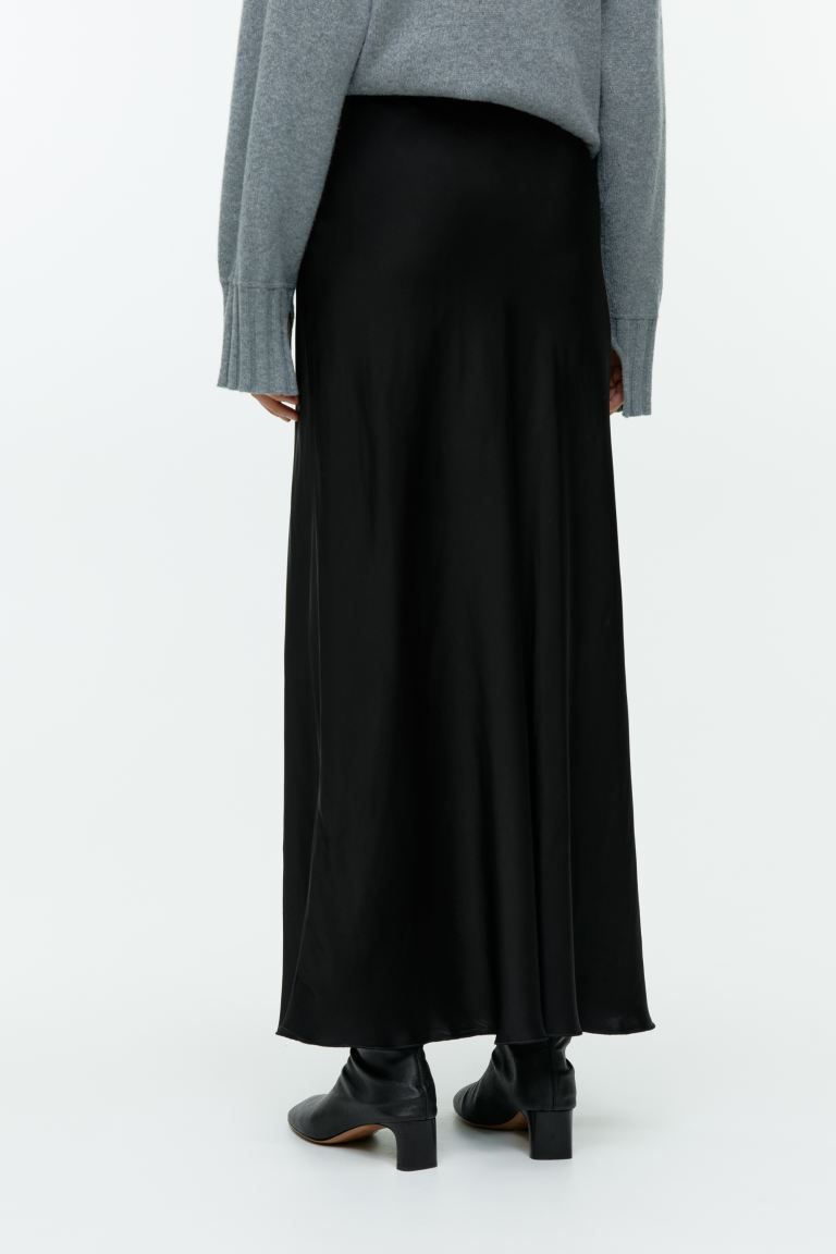 Maxi Satin Skirt | H&M (UK, MY, IN, SG, PH, TW, HK)