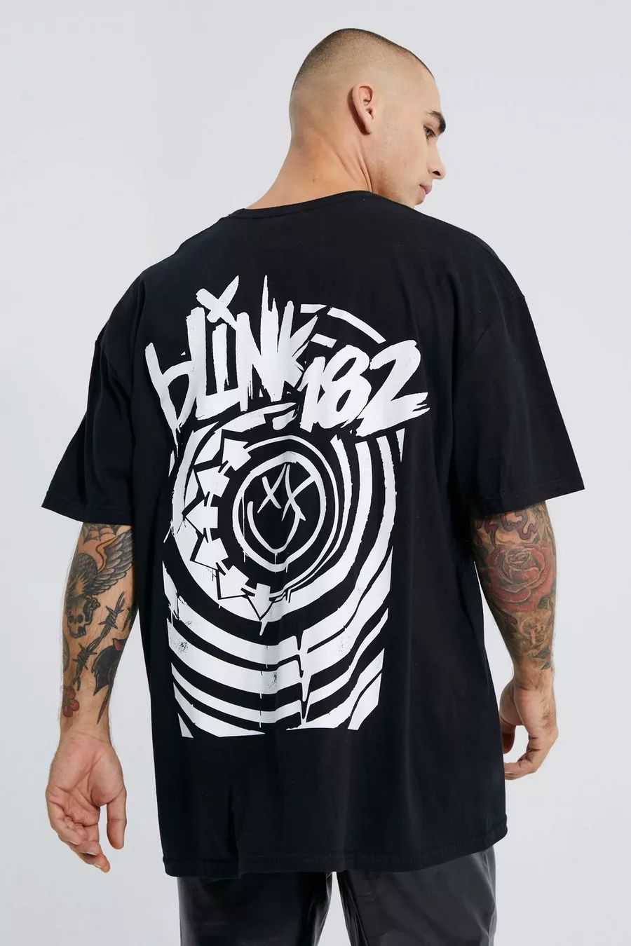 Oversized Blink 182 License T-shirt | Boohoo.com (UK & IE)