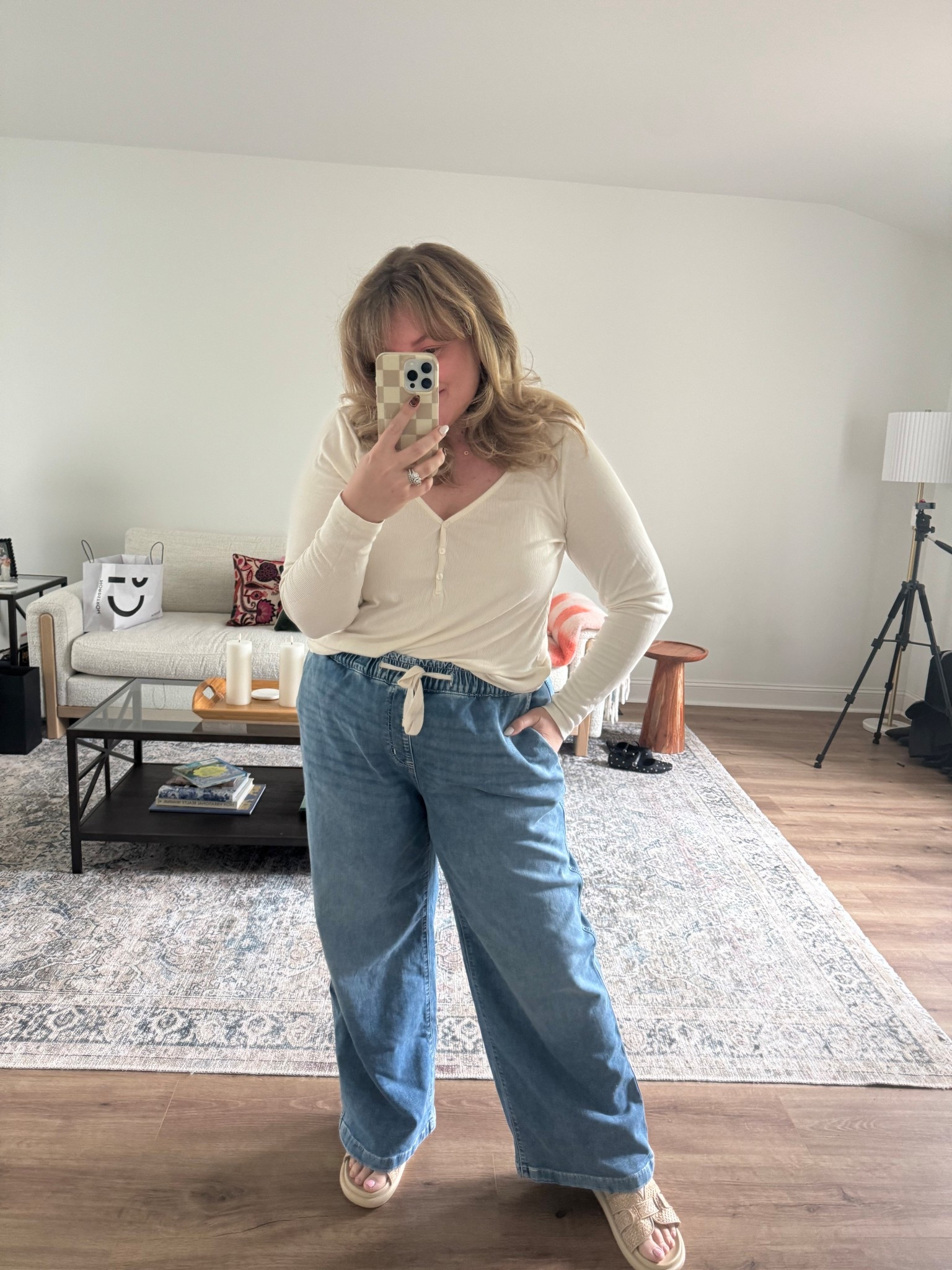 Comfy cute plus size outfit 



#LTKMidsize #LTKStyleTip #LTKPlusSize