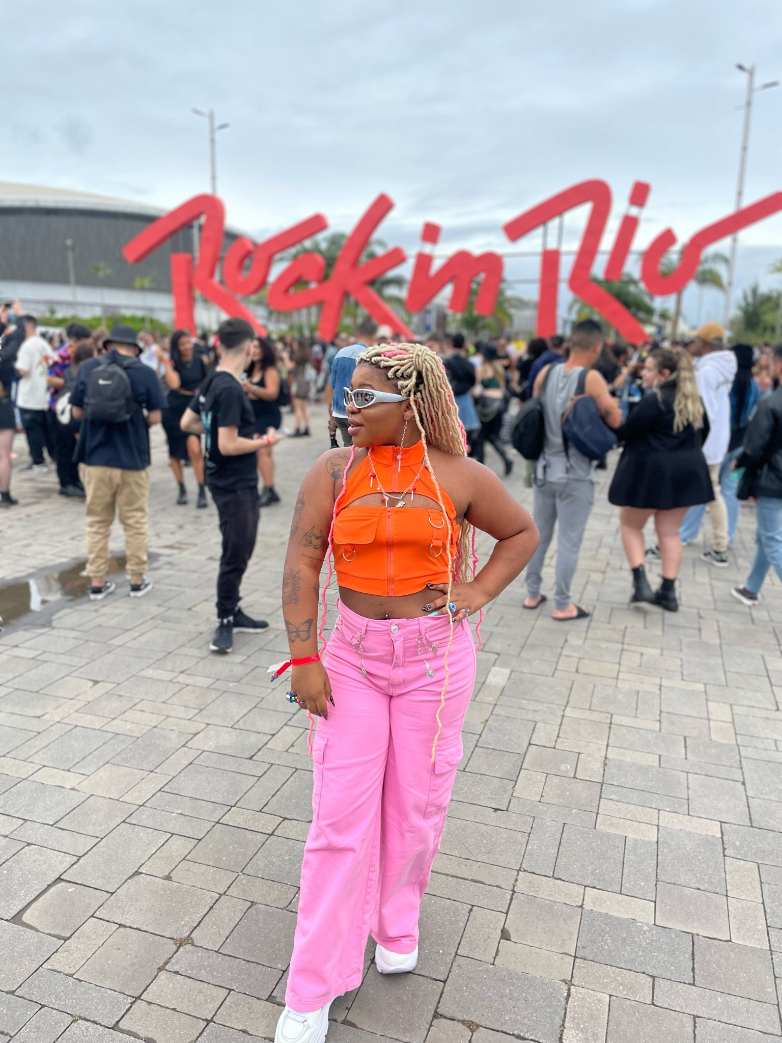 Look do rock in rio maravilhoso com C&a e Shein

#LTKbrasil #LTKfit #LTKtravel