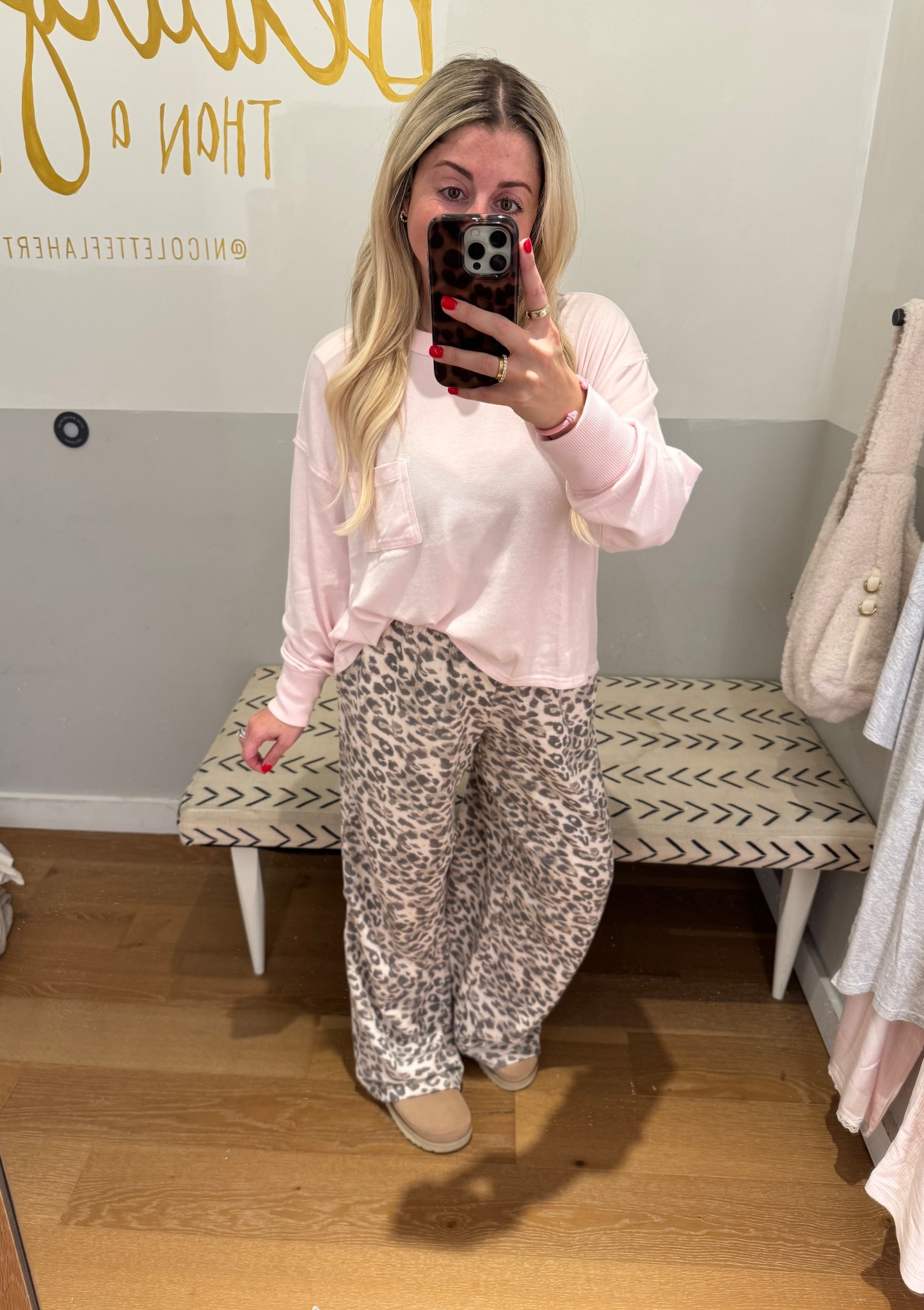 Aerie outfit on sale 
Size small
Uggs tts

#LTKGiftGuide #LTKootd #LTKSaleAlert