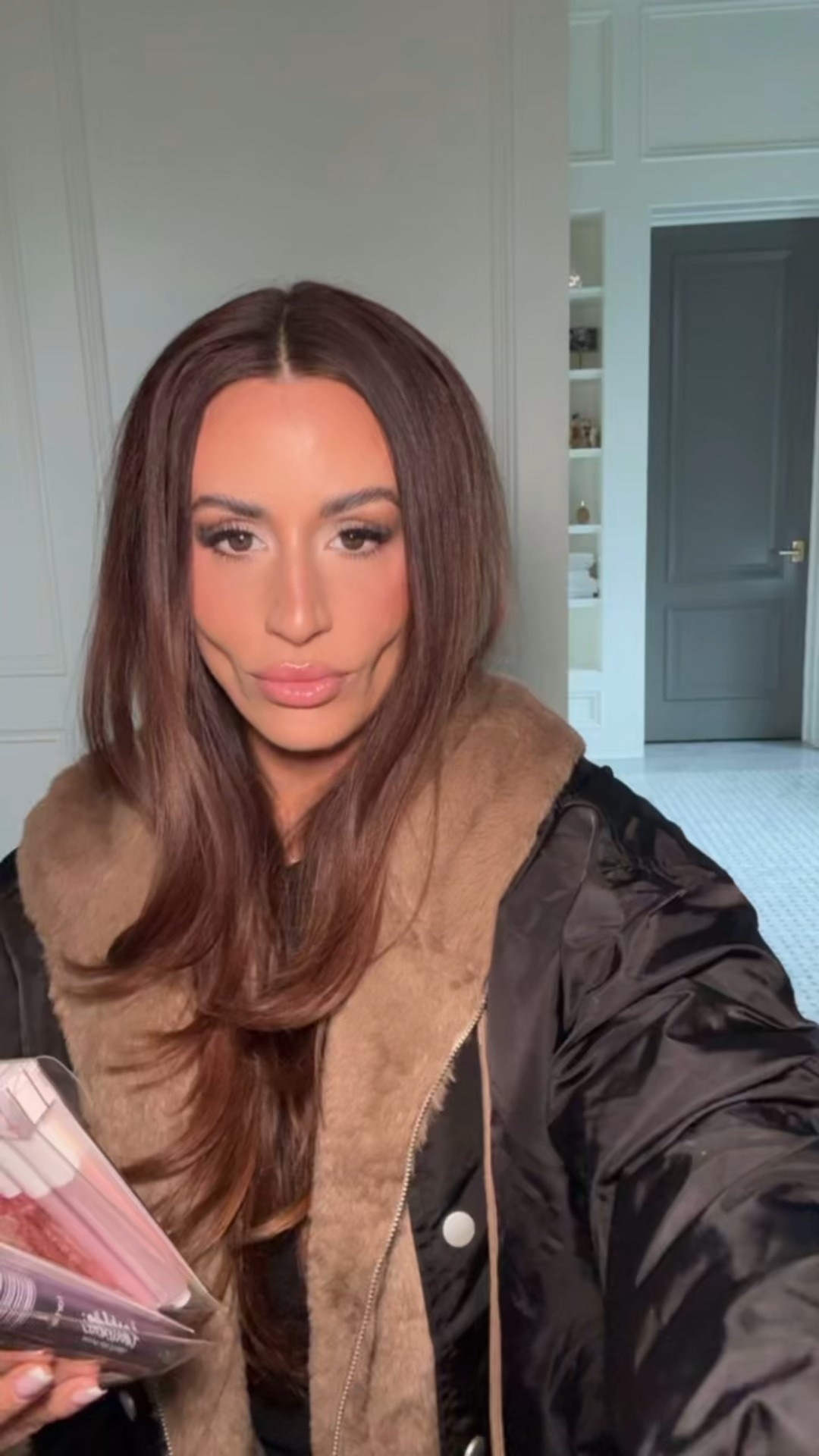 #Ad #TartePartner @tartecosmetics holiday kits up to 80% off plus use code CYBERSZN on full price items for 30% off your order!

#LTKBeauty #LTKSaleAlert #LTKCyberWeek