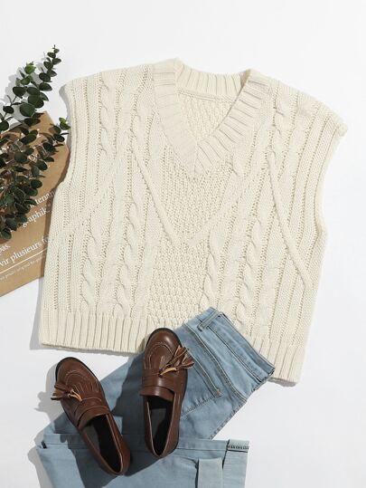 Plus Cable Knit Shoulder Pad Sweater Vest | SHEIN