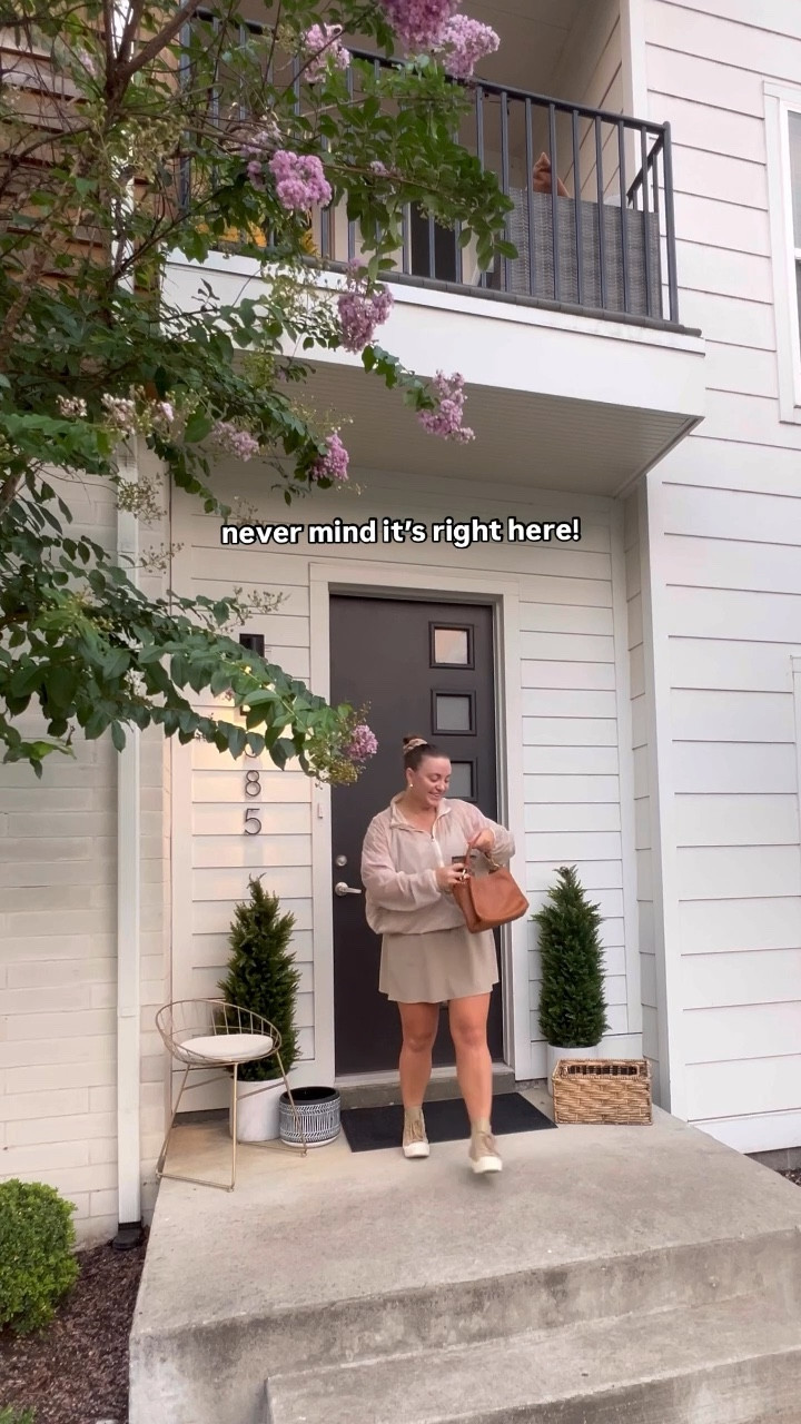 PORCH PRIME DAY DEALS! 🚨
.
I found front porch inspo for your home all on sale for Amazon Prime Day! 🏡
.
front porch decor, patio decor, home inspo, outdoor furniture, outdoor decor ideas, home vibes, decor deals 

#LTKHome #LTKVideo #LTKSaleAlert